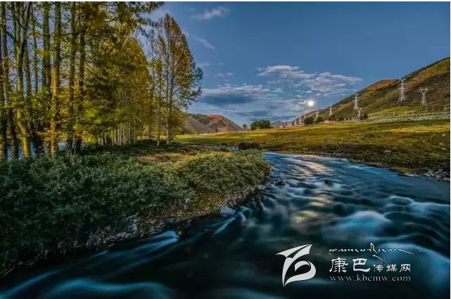 新都橋，正在打開最美時(shí)光,我在這里等你......