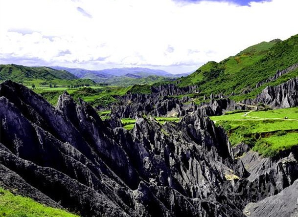墨石？甘孜還藏著這樣的地質(zhì)公園