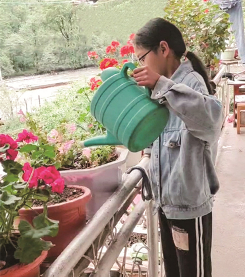 許金昕.jpg 許金昕.jpg