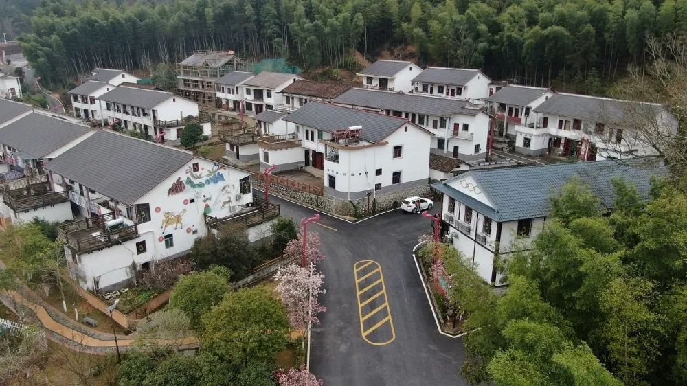 江西資溪縣烏石鎮(zhèn)新月畬族村景象。新華社記者 彭昭之 攝